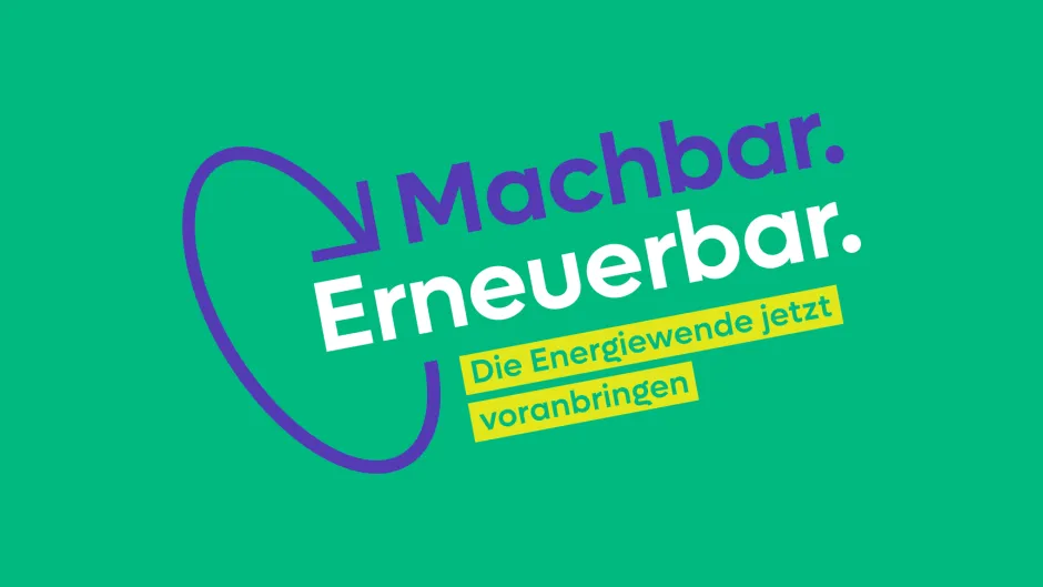 Logo_auf_gruen